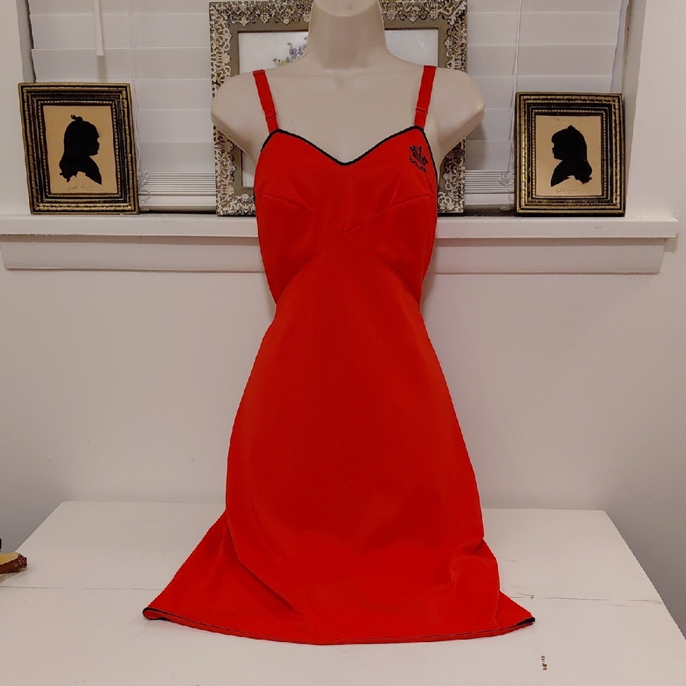 Vintage 50s Rogers Red Slip With Navy Trim